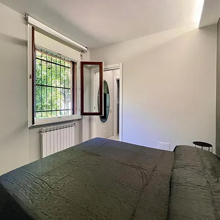 Elegant & Comfortable Modern With Swimming Pool