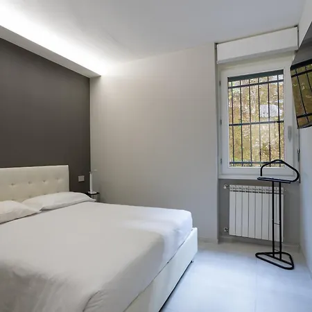 Elegant & Comfortable Modern With Swimming Pool Dom wakacyjny Stresa