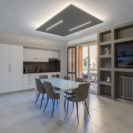 Dom wakacyjny Elegant & Comfortable Modern With Swimming Pool *