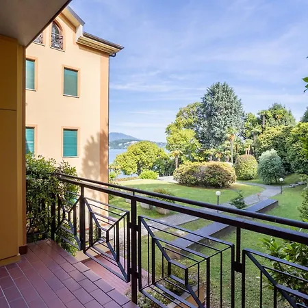 Elegant & Comfortable Modern With Swimming Pool Dom wakacyjny